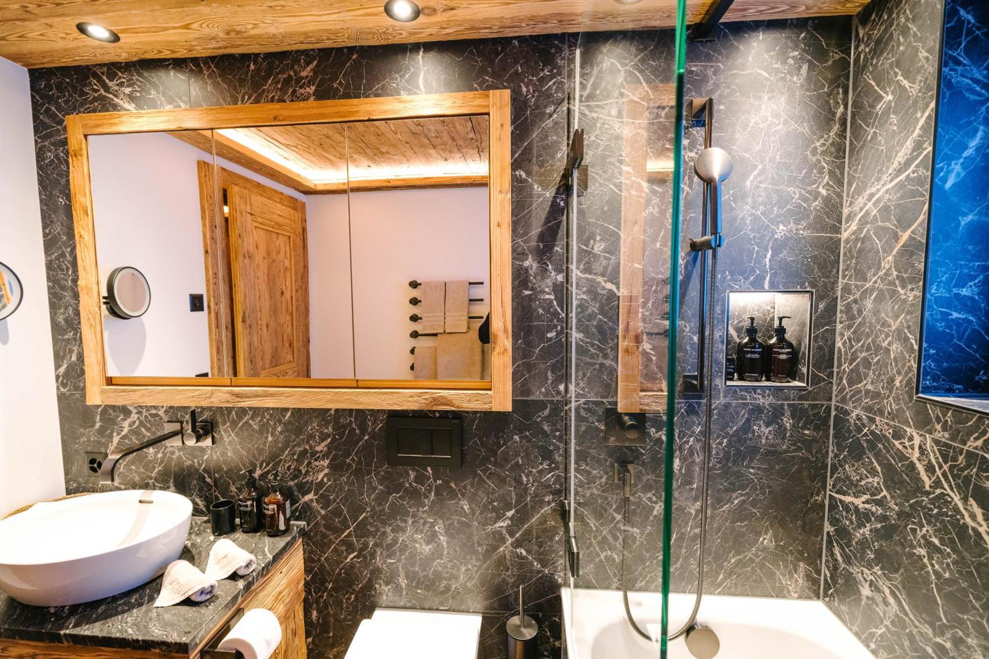 Seven Alpina Boutique Hotel Klosters Kamer foto